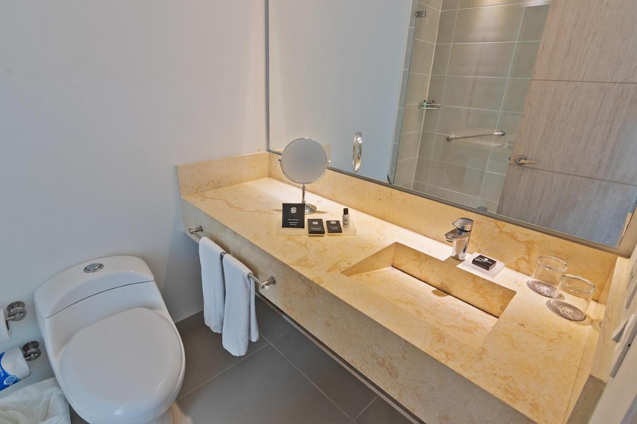 Sonesta Hotel Ibagué 外观 照片 Bathroom