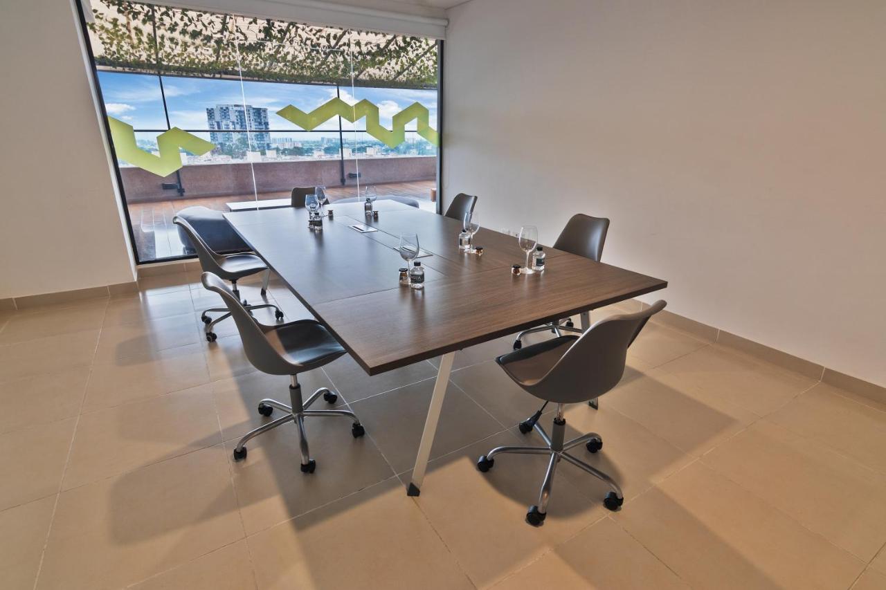 Sonesta Hotel Ibagué 外观 照片 Meeting room