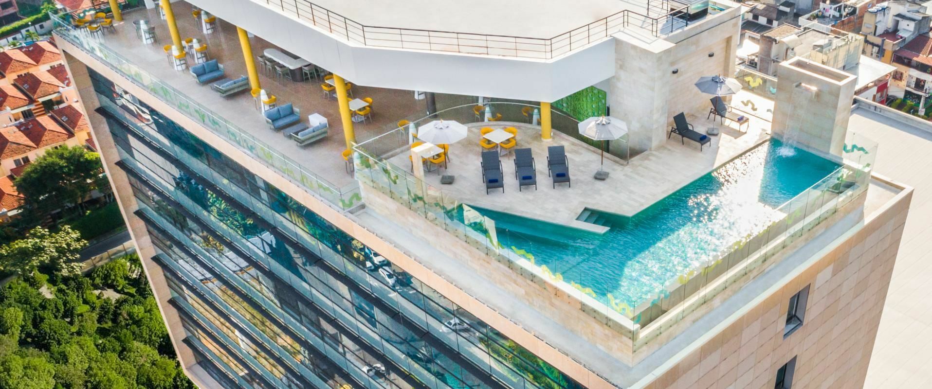 Sonesta Hotel Ibagué 外观 照片 The Sky Pool