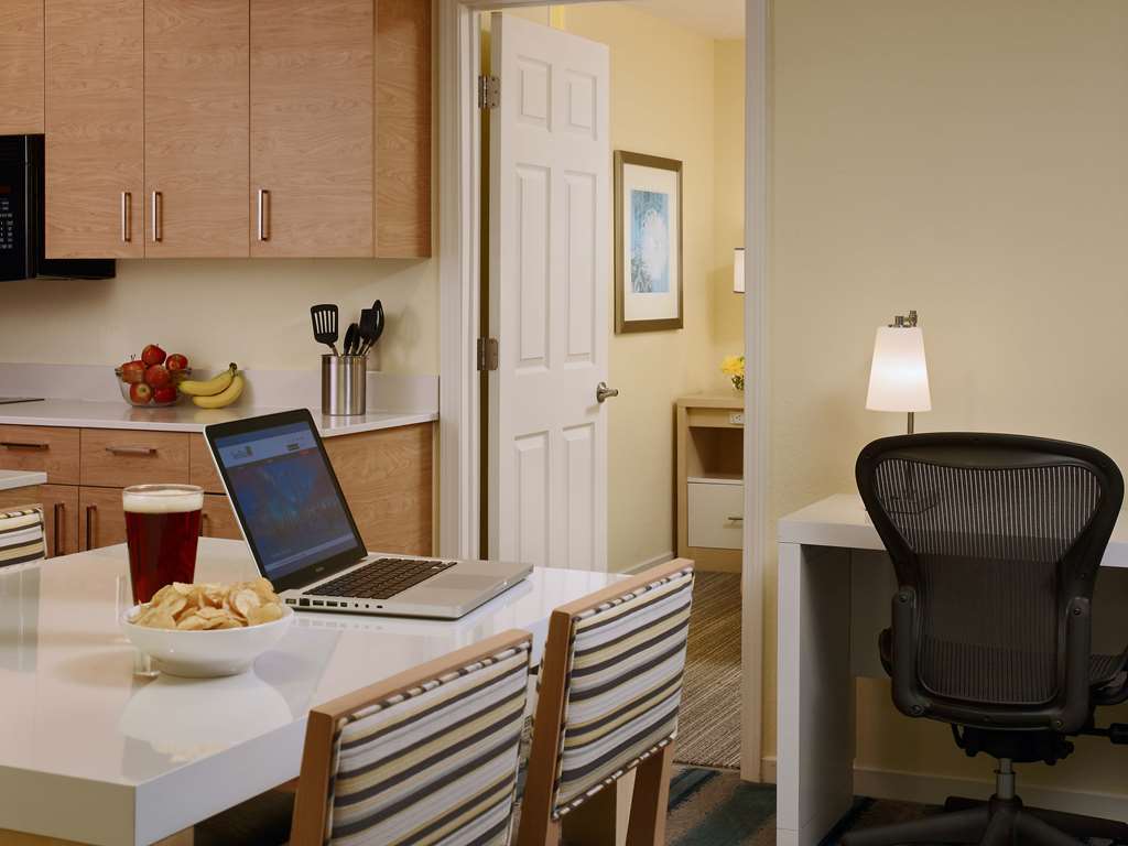 Sonesta Hotel Ibagué 客房 照片 Kitchenette in a typical Residence Inn